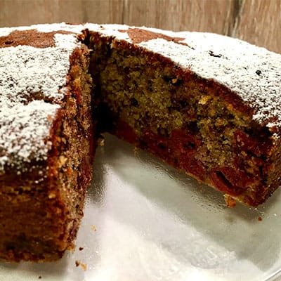 Der Kuchen, angeschnitten